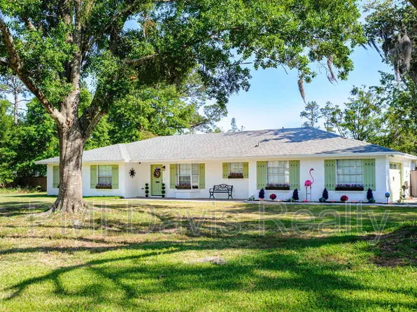 332 Whispering Woods Dr, Fleming Island, FL 32003