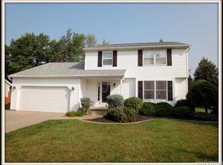 2559 David Dr, Niagara Falls, NY 14304