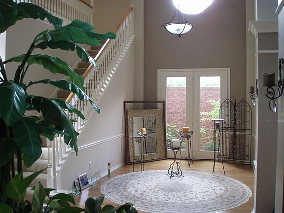 dining room atrium