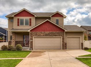 1440 S 95th St, West Des Moines, IA 50266