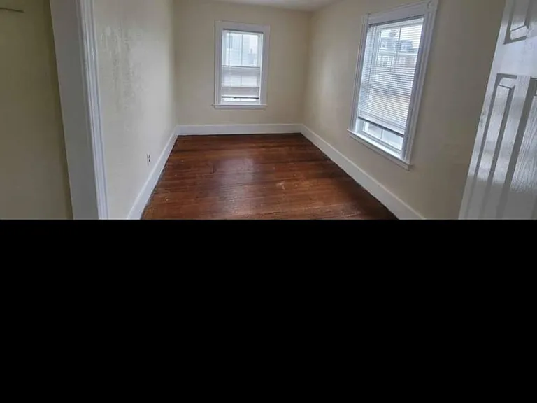 30 Railroad Ave #3 — Photo 5