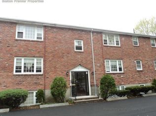 112 Greenleaf St #22, Quincy, MA 02169