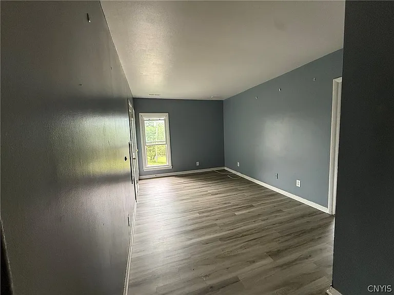 4822 W Seneca Tpke #2 — Photo 3