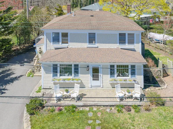 138 County Road, North Falmouth, MA 02556