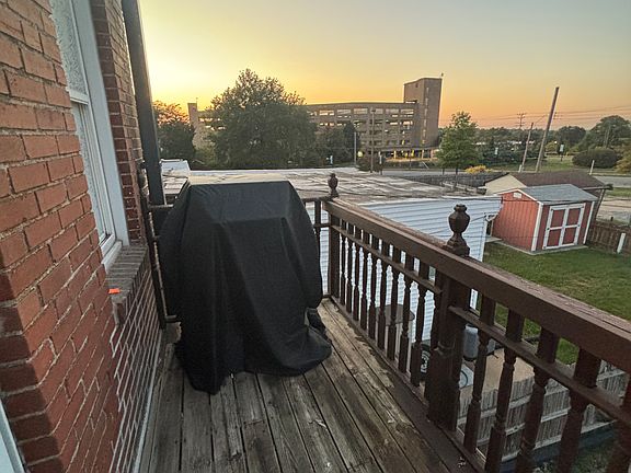 3rd image of 6137 Crescent Ave #2