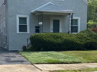 947 Burton Ave #1, Highland Park, IL