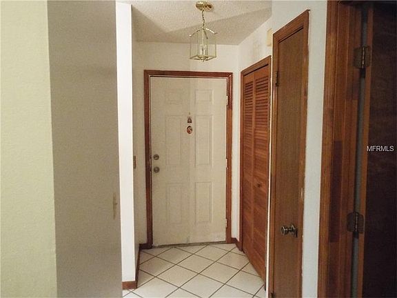 3rd image of 1458 Gainesville Dr