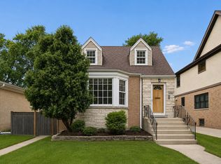 926 Harrison St, Park Ridge, IL 60068