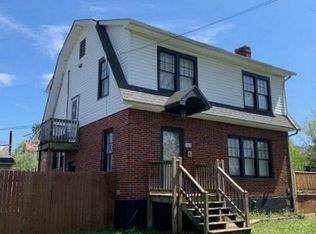 262 N Charlotte Ave, Waynesboro, VA 22980