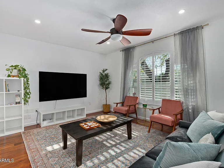1948 E Jeanine Dr — Photo 34
