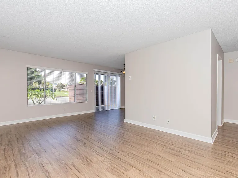 The Dylan Apartments — Photo 46