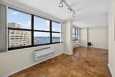 7002 Blvd East, #42B