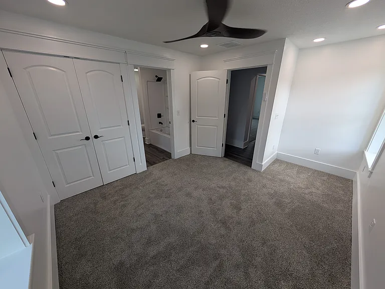 1003 Commercial St — Photo 27