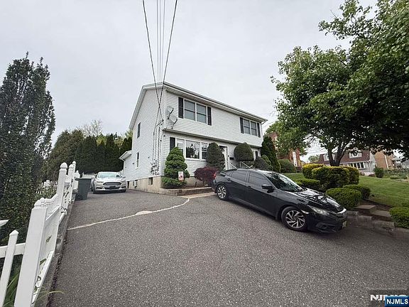 2nd image of 131 Saint Joseph Blvd