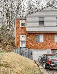 958 Oranmore St, Pittsburgh, PA, 15201