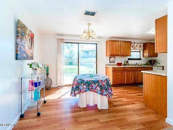 5th image of 2756 Western Ct