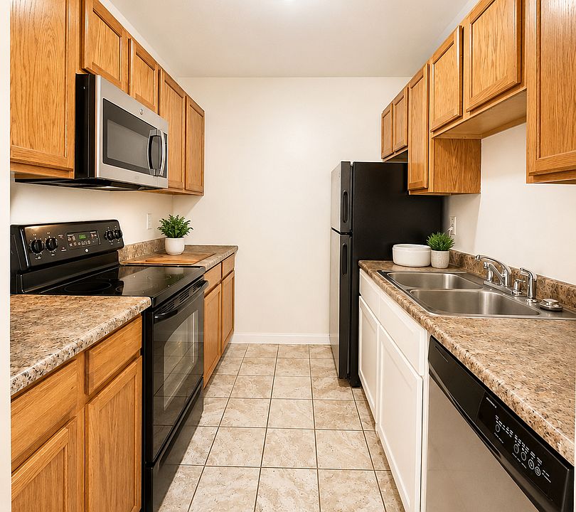 1st image of 4240 Loomis Ave APT 4