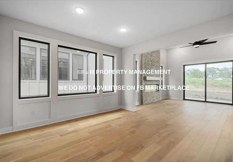 9593 Jupiter St — Photo 15