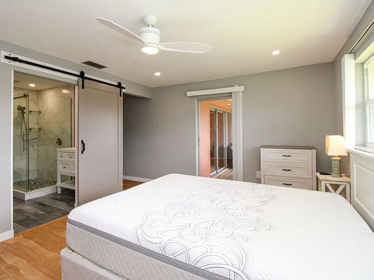 600 Valley Stream Dr #F9 — Photo 32