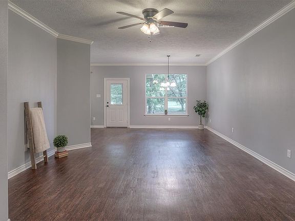 Open concept floor plan.