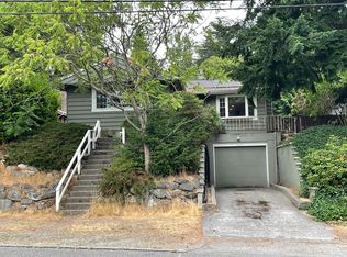18534 10th Ave NE, Seattle, WA 98155