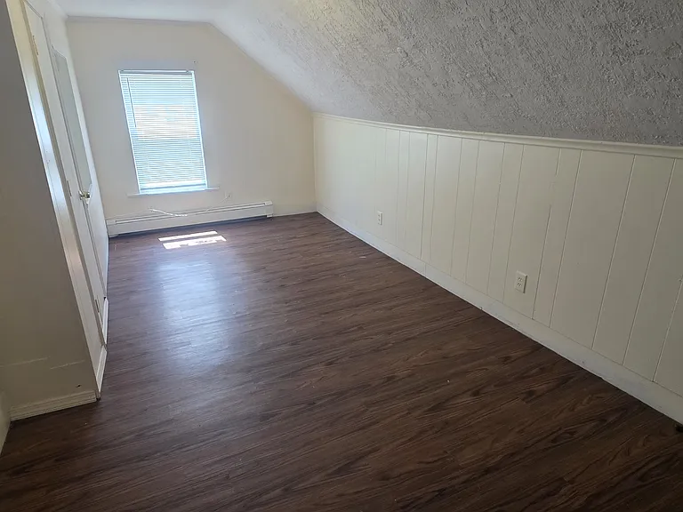 69 Newhall St #2 — Photo 3