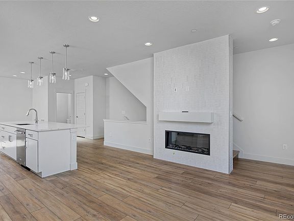 3rd image of 3139 W Bates Avenue