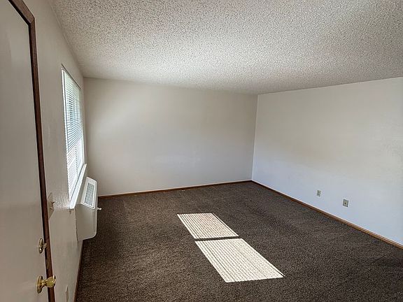 5th image of 1419-1423 Meade Ave #1423-3
