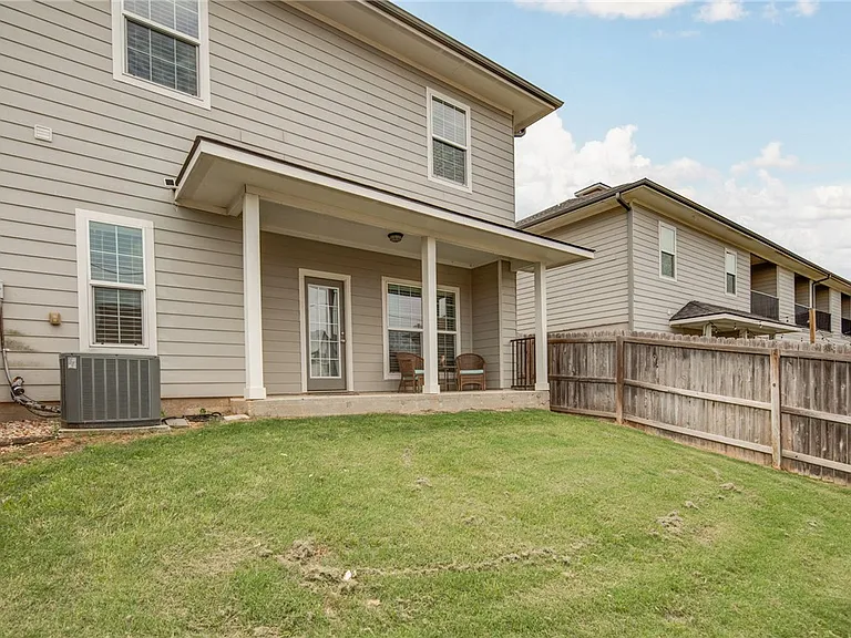 3433 Summerway Dr — Photo 29