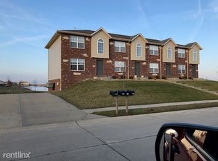 7540 Waterford Pl, Troy, IL 62294