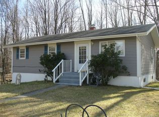 10 Baker St, Otisville, NY 10963