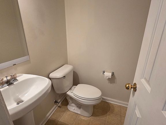 5th image of 2638 Longleaf Pl