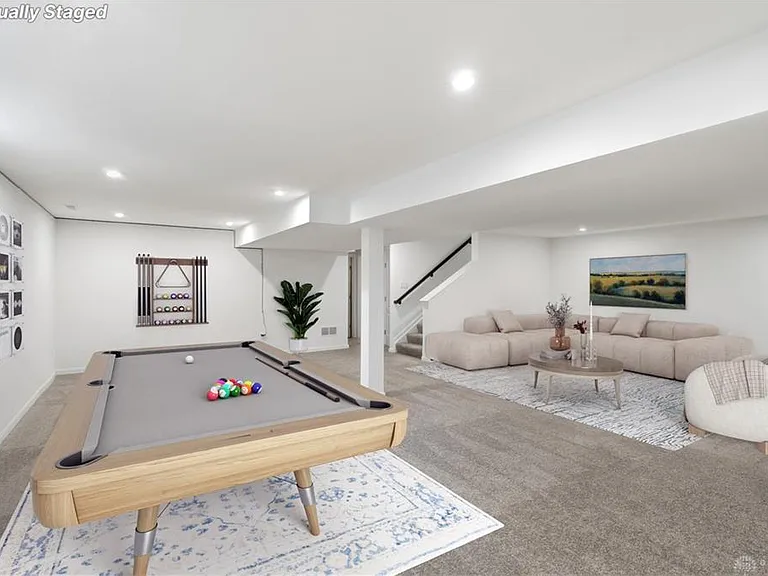 5283 Greenview Ln — Photo 37