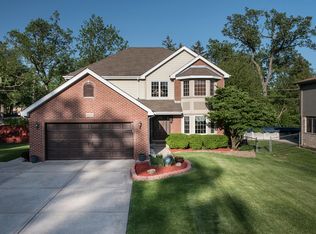 10101 S 86th Ct, Palos Hills, IL 60465