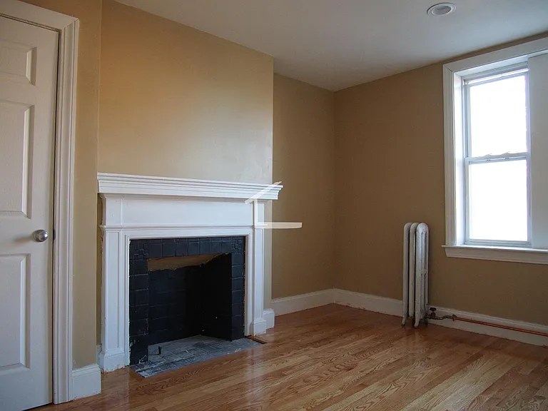 75 Egmont St #5 — Photo 8