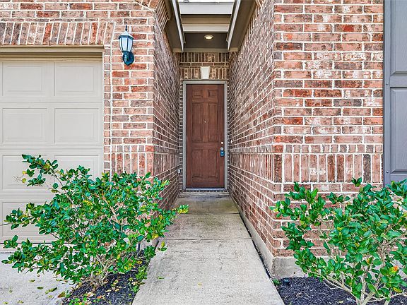 5th image of 20915 Cullen Ranch Rd