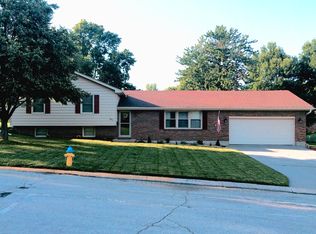 305 Johnson Ave, Warrensburg, MO 64093