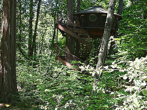 4th image of 18001 Bonanza Dr