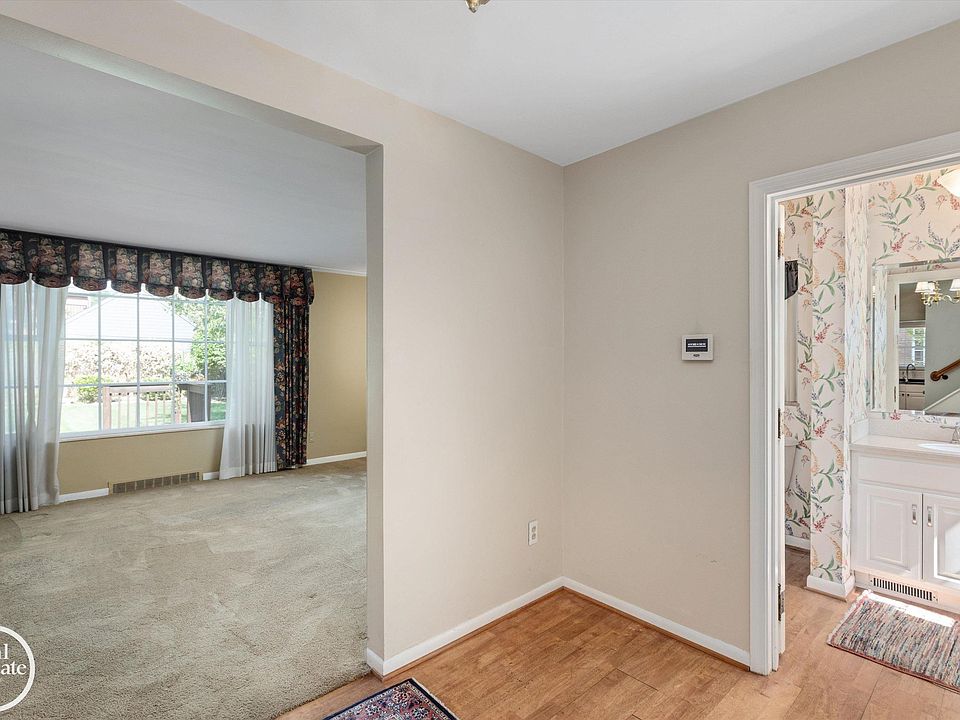 278 Fisher Rd, photo 4