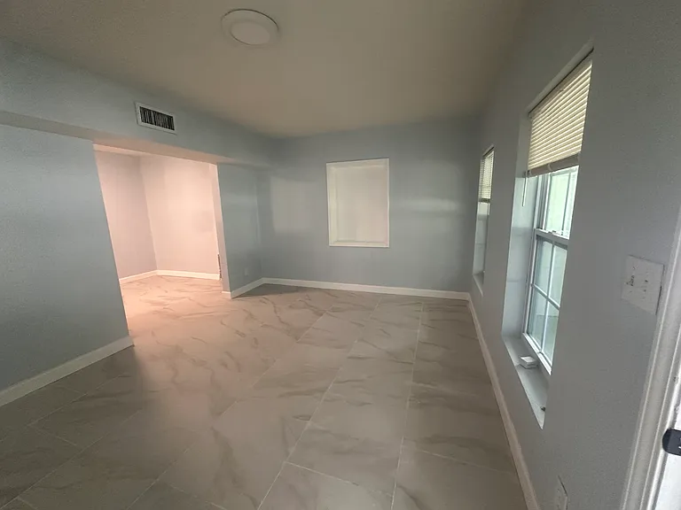 2950 Kline Rd — Photo 14