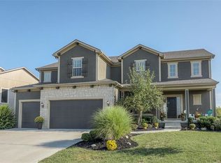 265 Se Coyle Drive, Lee's Summit, MO 64063