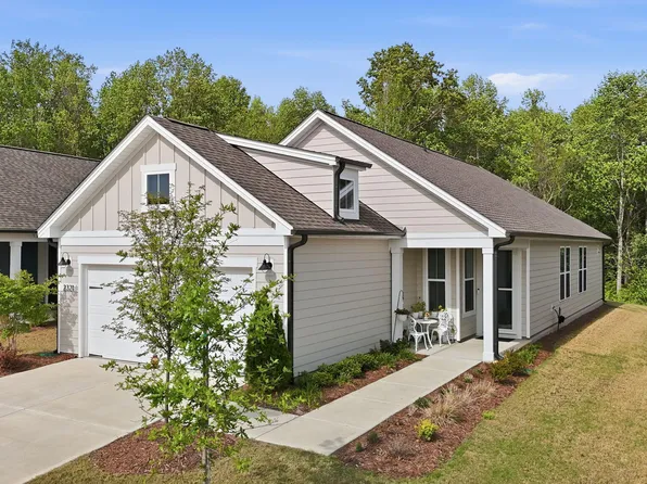 2321 Flycatcher Ln, Fuquay Varina, NC 27526