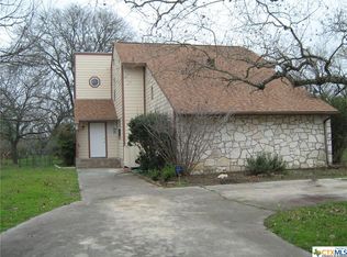 205 Wingate Ct, Seguin, TX 78155