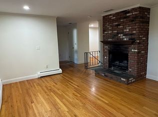 9 Arnold Way, South Windsor, CT 06074