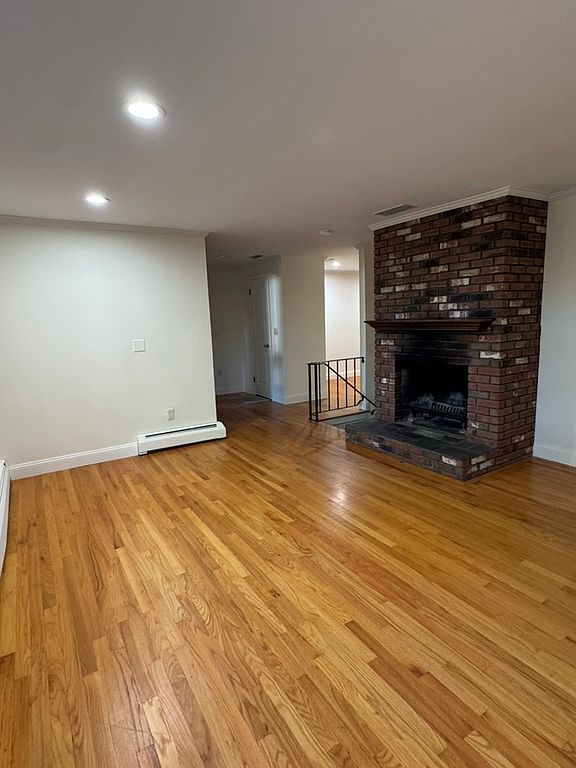 9 Arnold Way - Property Image