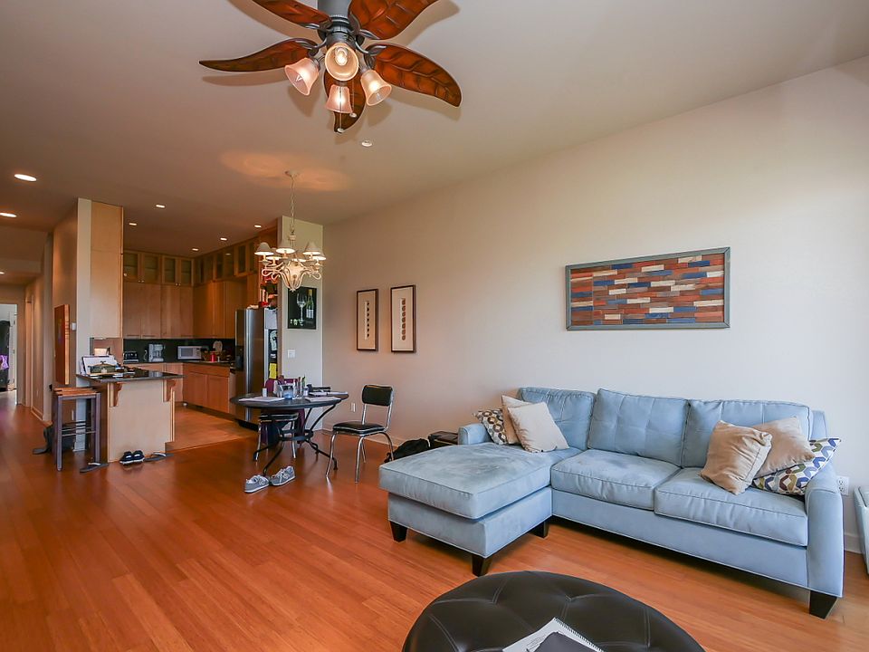 1st image of 10 Newport Dr #3103