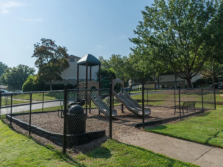 Bradford Gwinnett Apartments — Photo 26