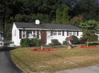 17 Ewald Ave, Plainville, MA 02762