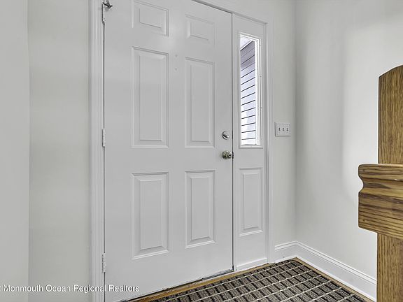 4th image of 92 Orchid Ct #9H2