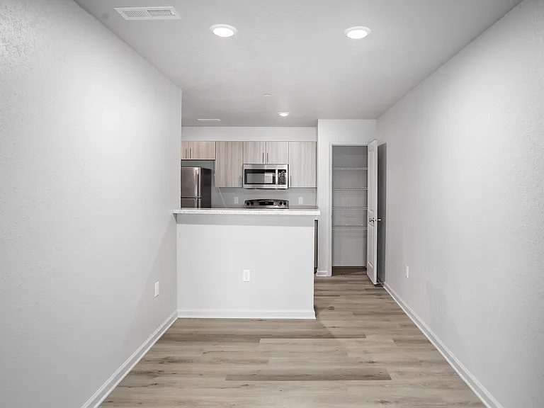 101 Townes Ave — Photo 5